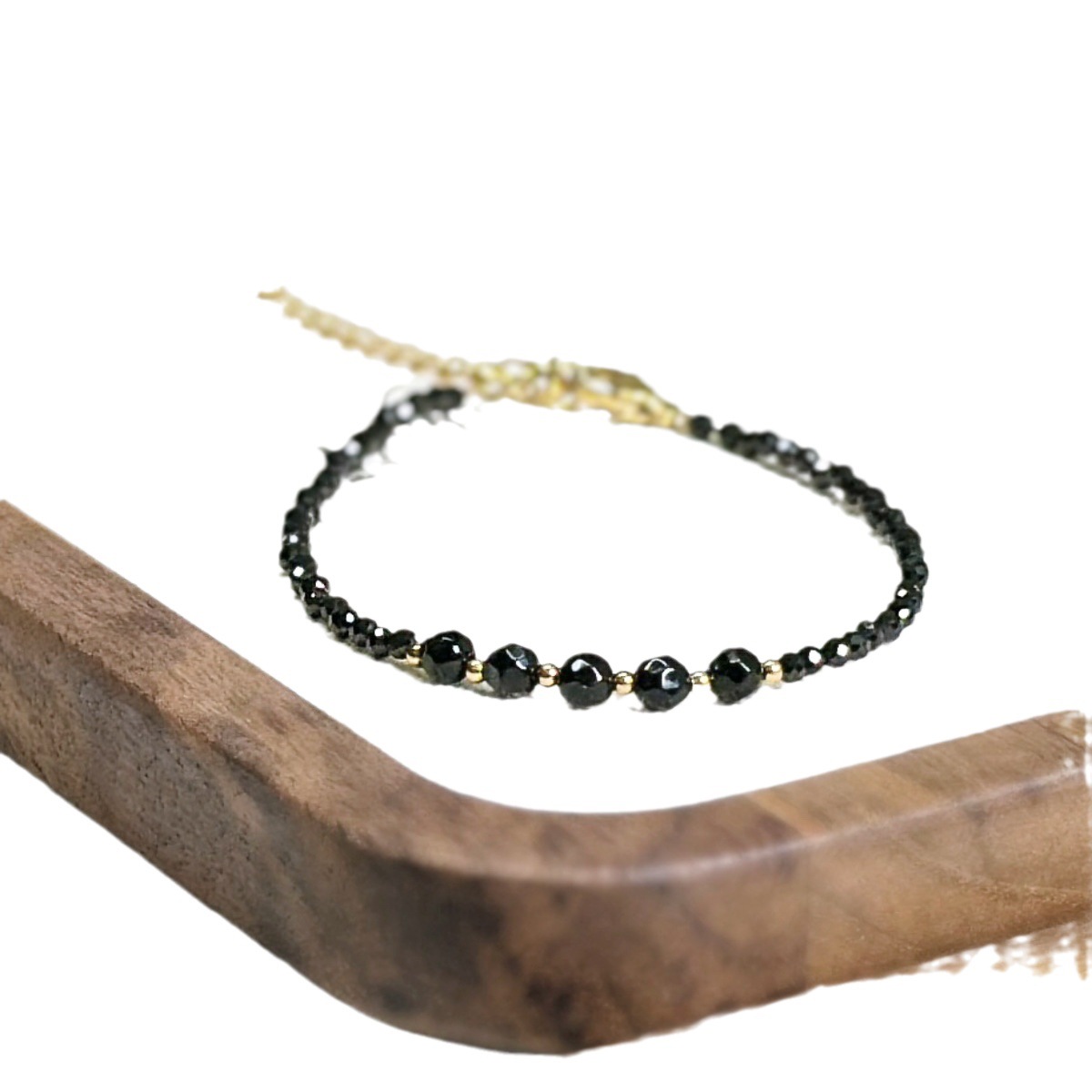 New Titanium Steel Love Black Spinel Necklace Women Agate Freshwater Pearl Crystal Collarbone Chain Sweater Chain