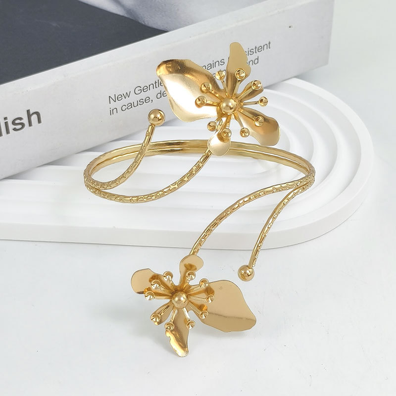 Metal flower open adjustable arm ring bracelet exaggerated geometric arm ring bracelet