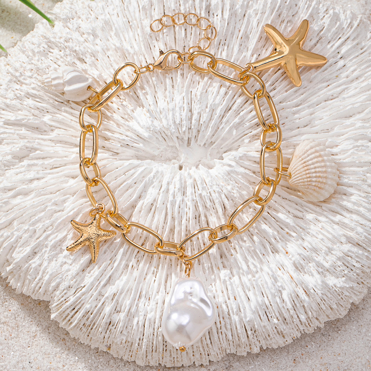 Qingdao Daiwei Accessories 1 Piece Summer Ocean Small Fish Conch Cherry Clock Pendant Bracelet Women's Jewelry Gift