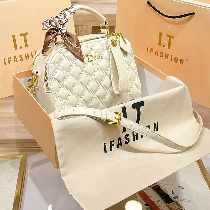 Genuine leather women's bag small fragrance style bag women's handbag 2026 new large capacity single shoulder crossbody bag