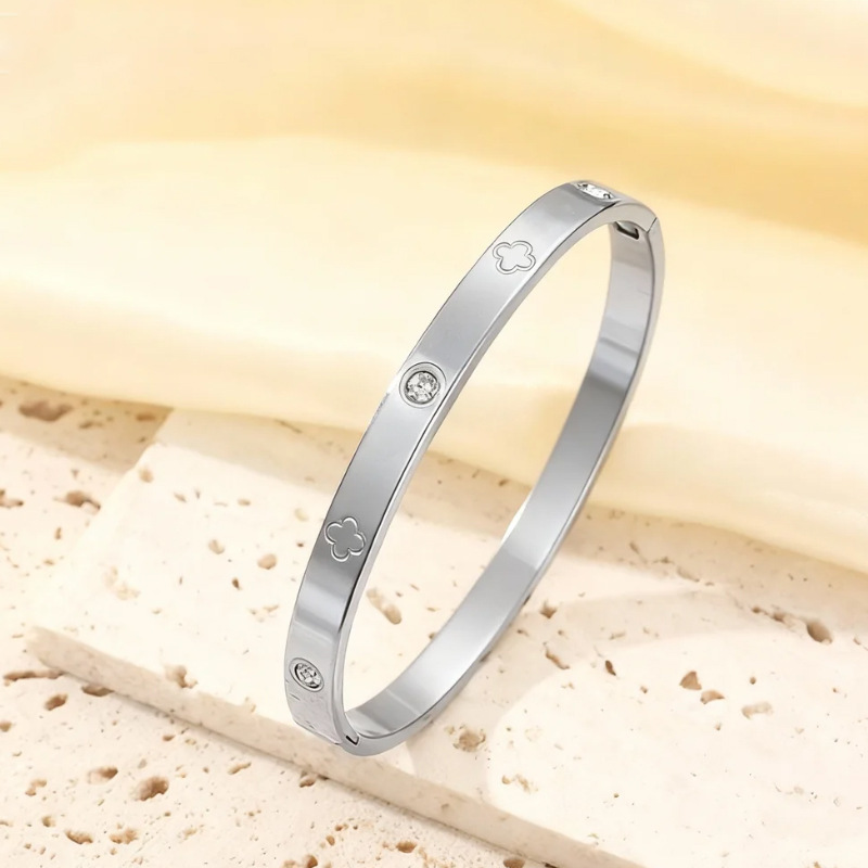 Gold-plated four-leaf clover diamond-studded open bangle for women stackable stainless steel jewelry