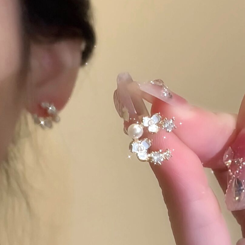花朵耳钉