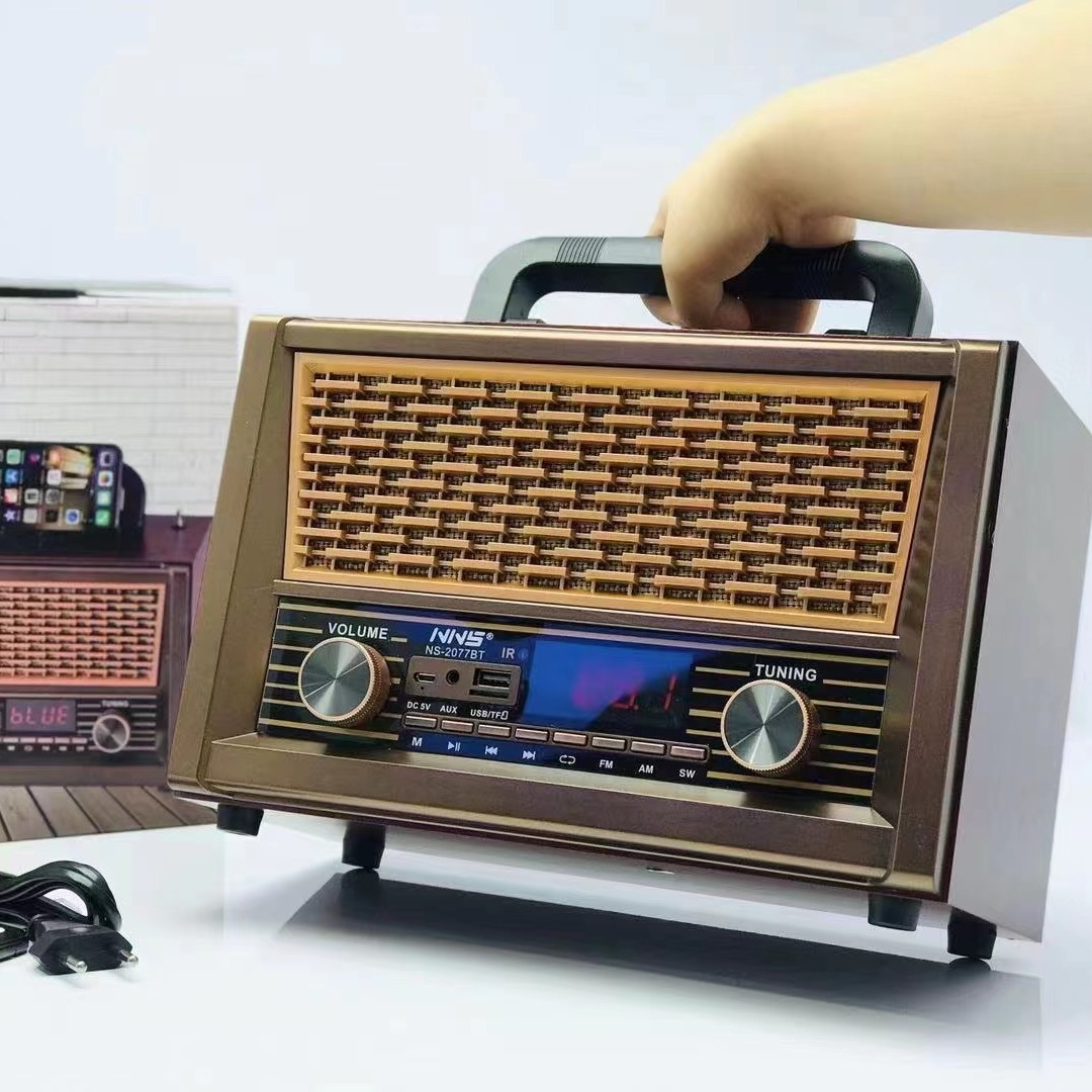 New NS-2076BT Bluetooth Speaker Portable Loud Old Man Nostalgic Wooden Full Band Radio
