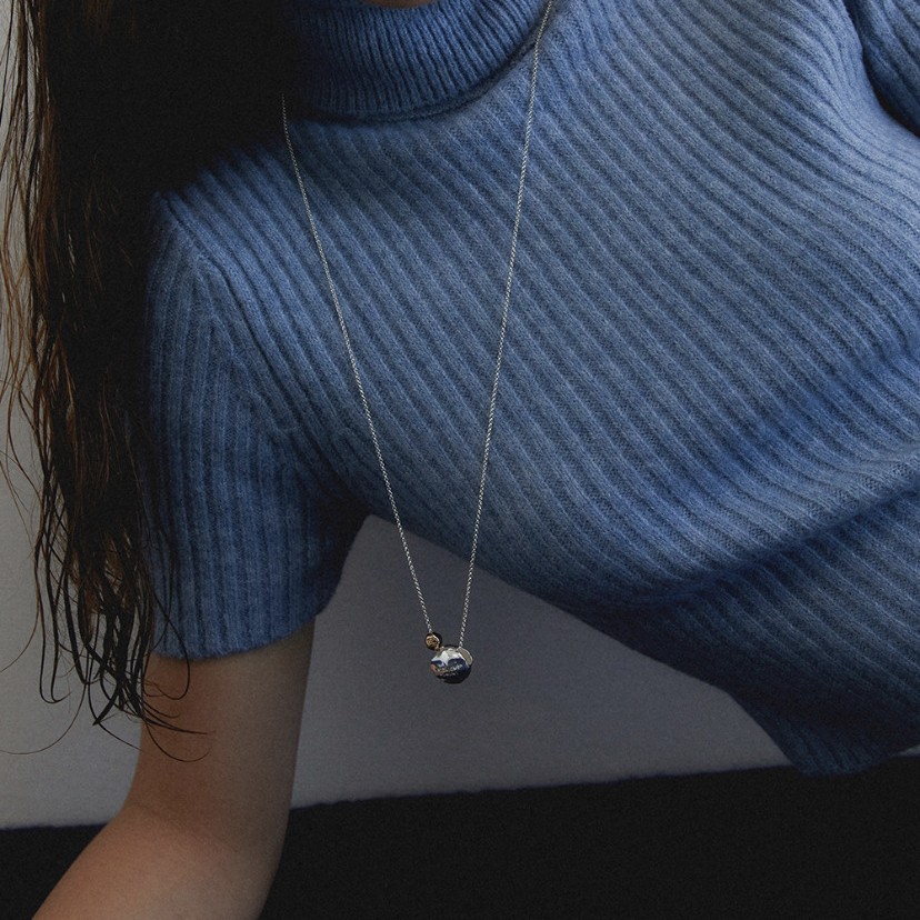 Gold and silver contrasting small bead necklace for women, copper plated 18k gold, simple casual sweater chain