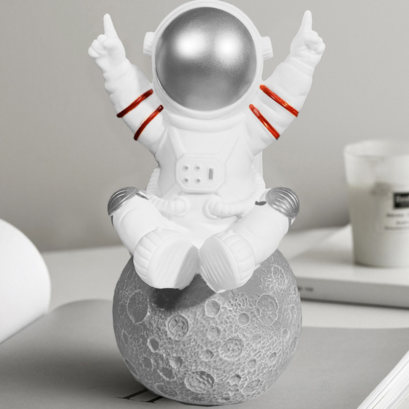Astronaut Bluetooth speaker new gift cartoon birthday gift home ornament audio Y-588