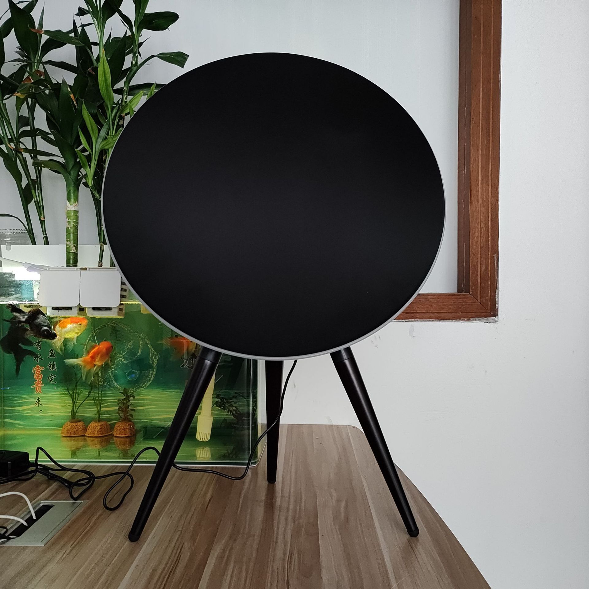 Harman large flying saucer Bluetooth audio living room wireless remote control home desktop heavy bass subwoofer Bluetooth speaker