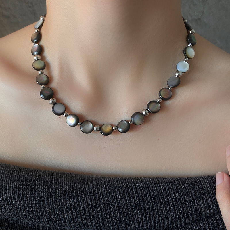 Natural deep-sea black lip pearl shell with color necklace for women, abalone shell colorful bead necklace, wind collarbone chain