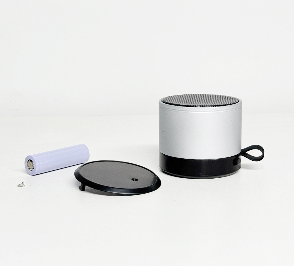2027 Replaceable Battery Small Speaker Eco-Friendly Metal Gift Audio Bluetooth External Battery Mini Speaker