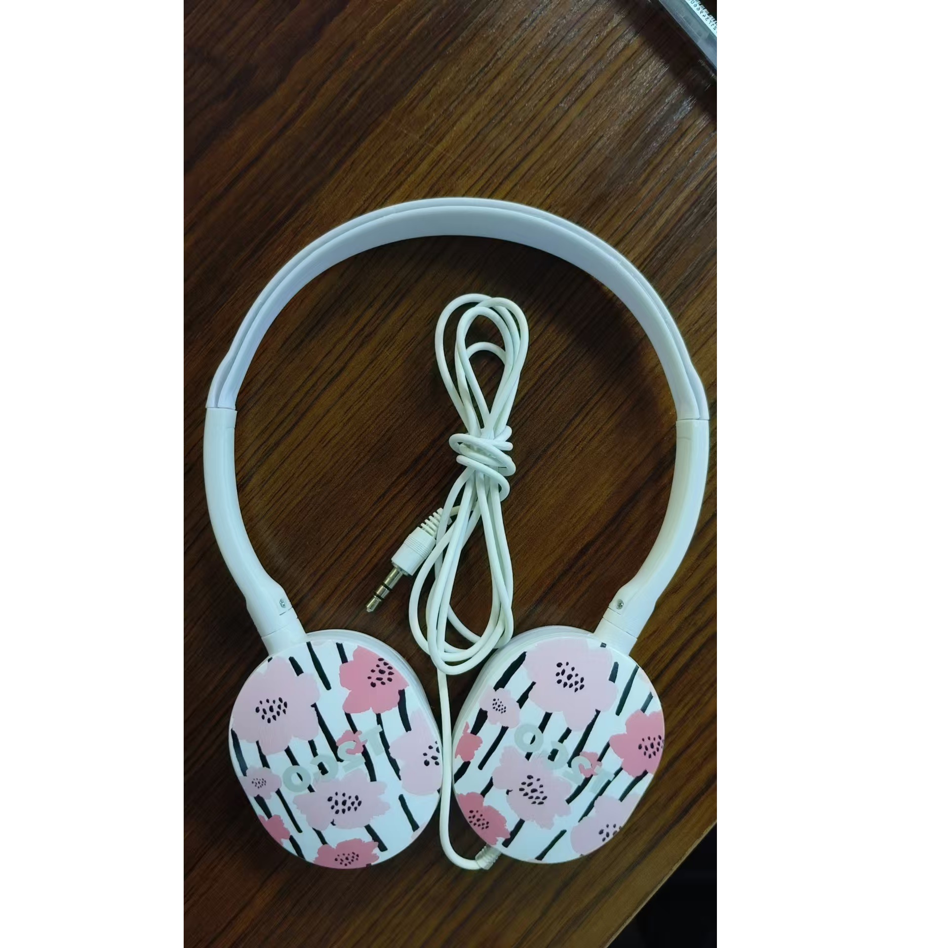 Children over-ear headphones disposable earphones teaching training earphones hygienic use over-ear headphones