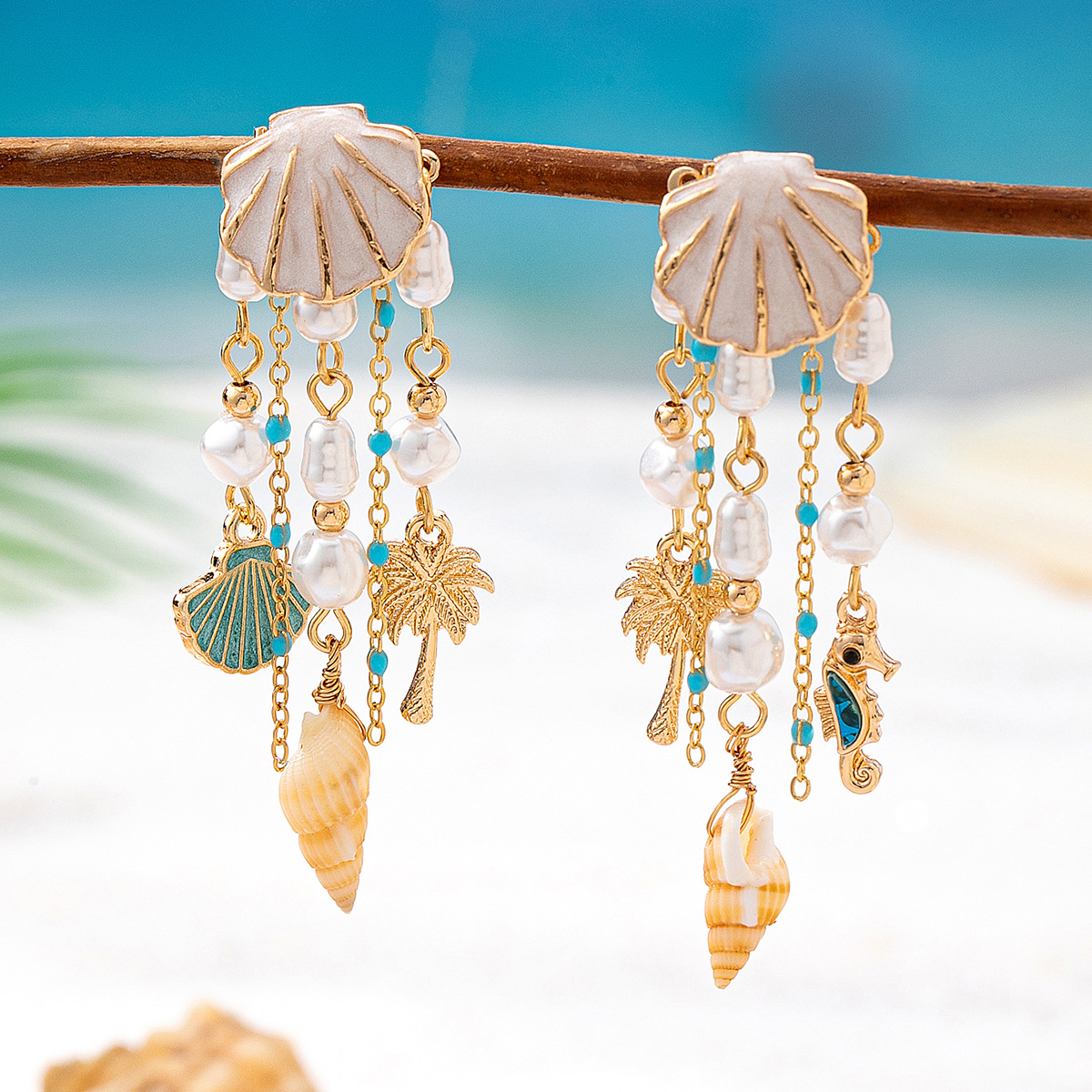 Qingdao Daiwei Accessories 1 Pair Shell Decorated Conch Coconut Tree Pendant Chain Earrings, Suitable for Women's Vacation