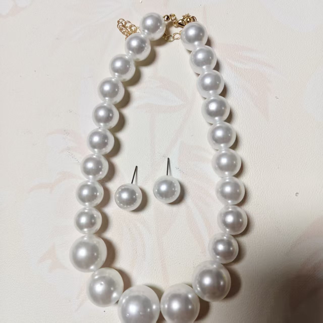 Imitated Pearl Necklace and Earring Set for Women, Niche Artificial Large Pearl Jewelry