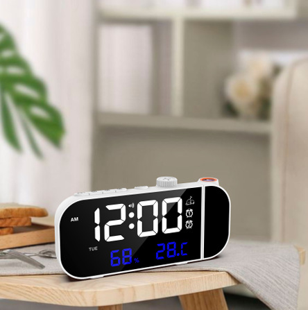 Simple LED Clock-Controlled Projection Clock Electronic Display Temperature and Humidity Alarm Clock Student Smart Bedside Plug-in Clock
