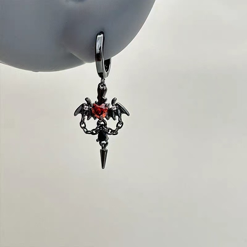 Gothic Demon Wing Pendant Earrings Unisex Ear Cuff Sweet Cool Ear Accessories