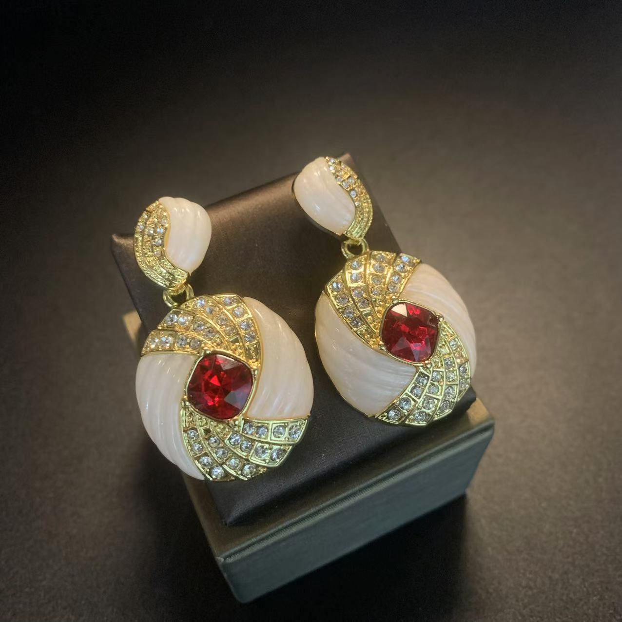 Qingdao vintage accessories collection palace style earring jewelry multi-piece set