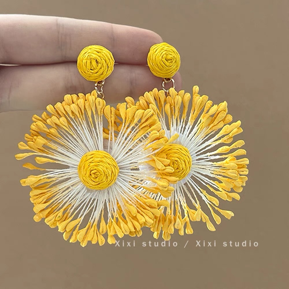 Exaggerated earrings playful girl red polka dot circle ear accessories dopamine ear studs
