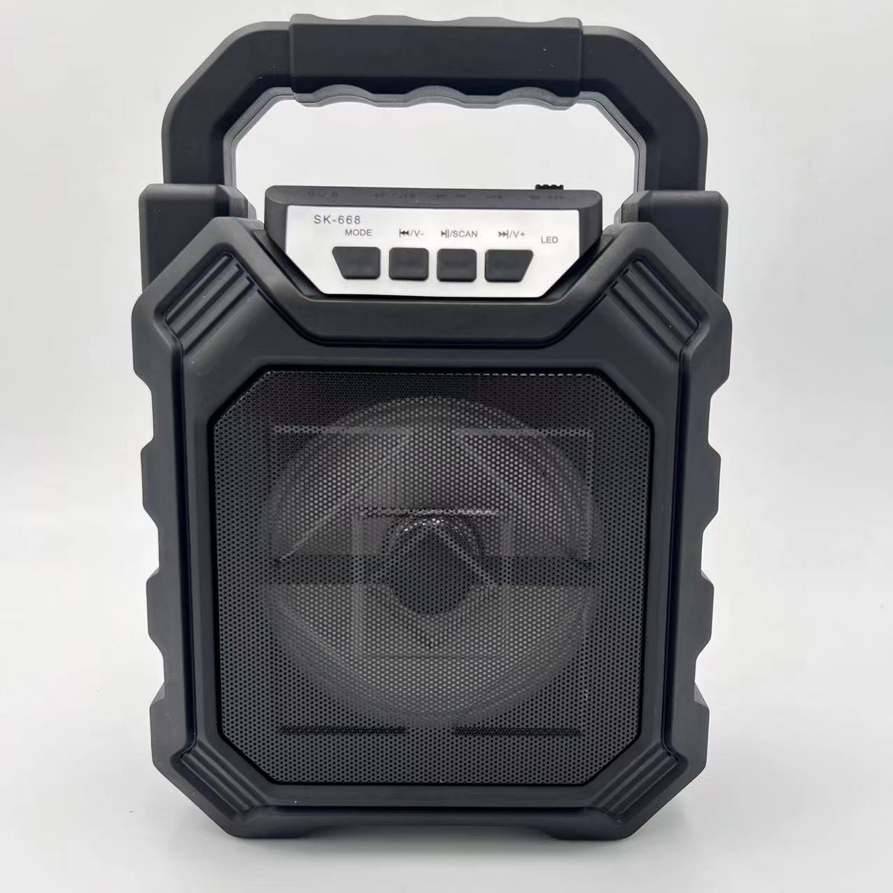 668 portable outdoor square dance Bluetooth audio pluggable card subwoofer wireless Bluetooth speaker