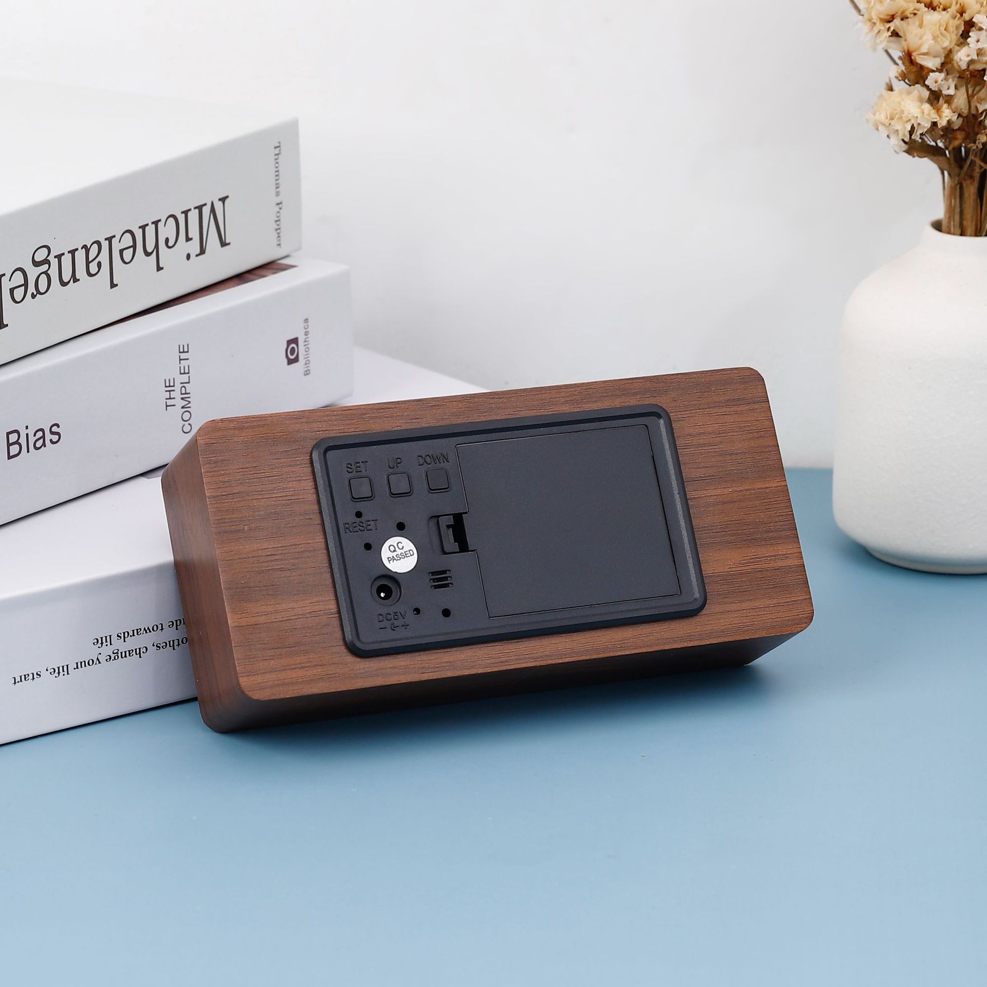 Rectangular perpetual calendar wooden clock desktop LED electronic voice-controlled wooden clock, student wake-up clock