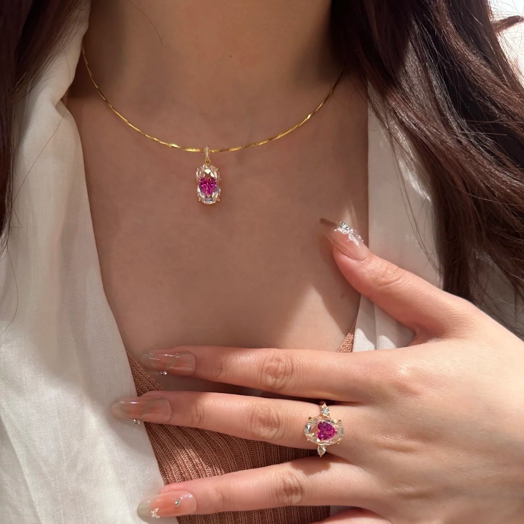 Love sealed dopamine pigeon blood ruby pendant necklace Paraiba pigeon egg ring women