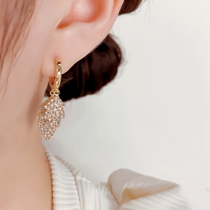 Sparkling rhinestone leaf tassel ear cuff women niche earrings new leaf ear accessories women
