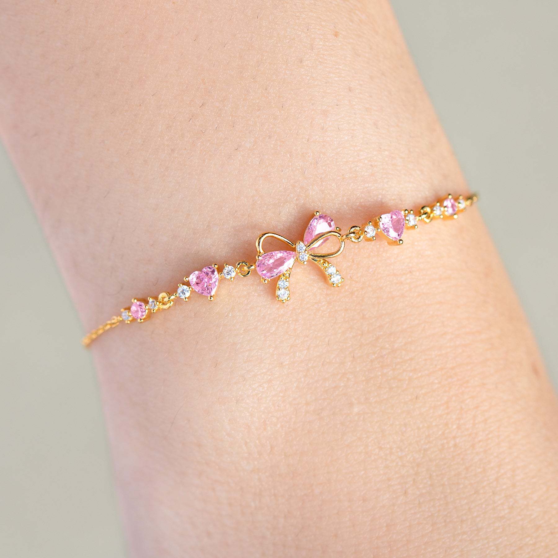 Cute and sweet bracelet with heart zircon, butterfly knot, Valentine's Day bead gift, popular item