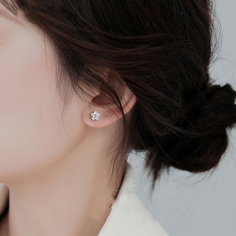 Small Flower Round Bead Sparkling Diamond Five-Petal Flower Screw Buckle Earring Hyuna Style Earring for Women