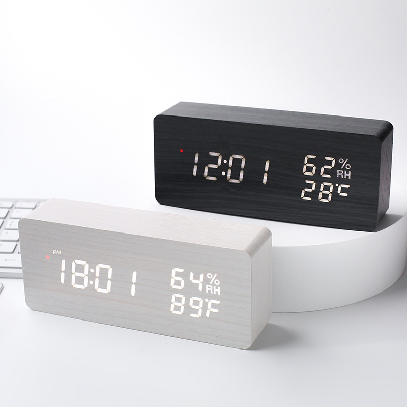 Japanese Intelligent Radio Wave Clock LED Wooden Radio Wave Clock German Radio Wave Alarm Clock Electronic Digital Clock Temperature and Humidity Clock