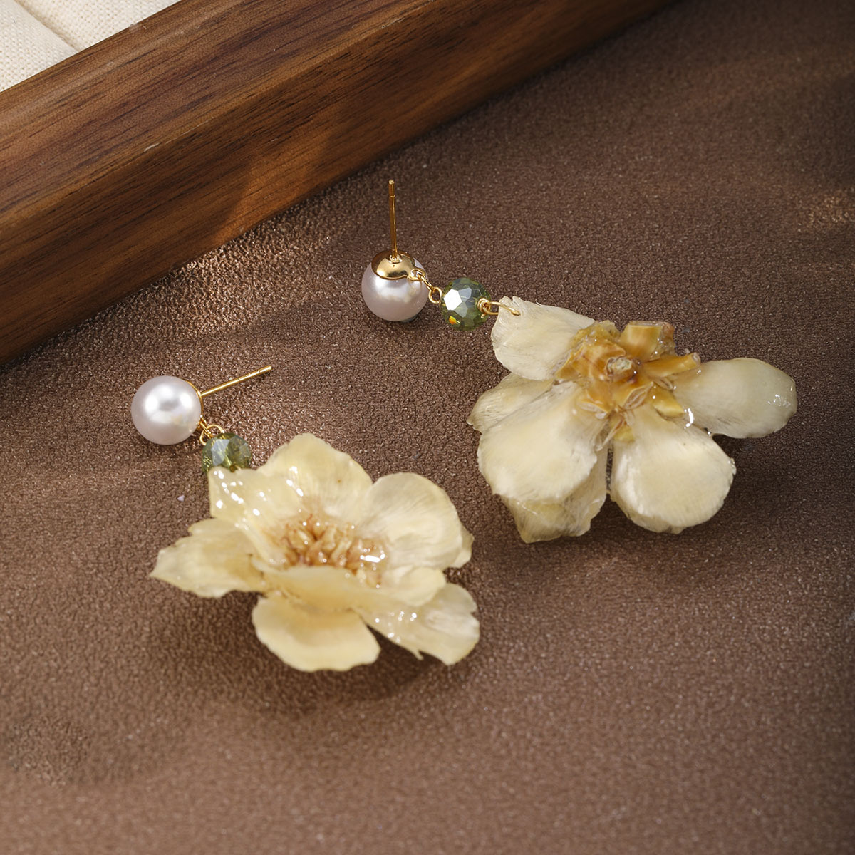 NALA New Chinese Style Flower Earrings Pearl Resin Earrings Niche Earrings