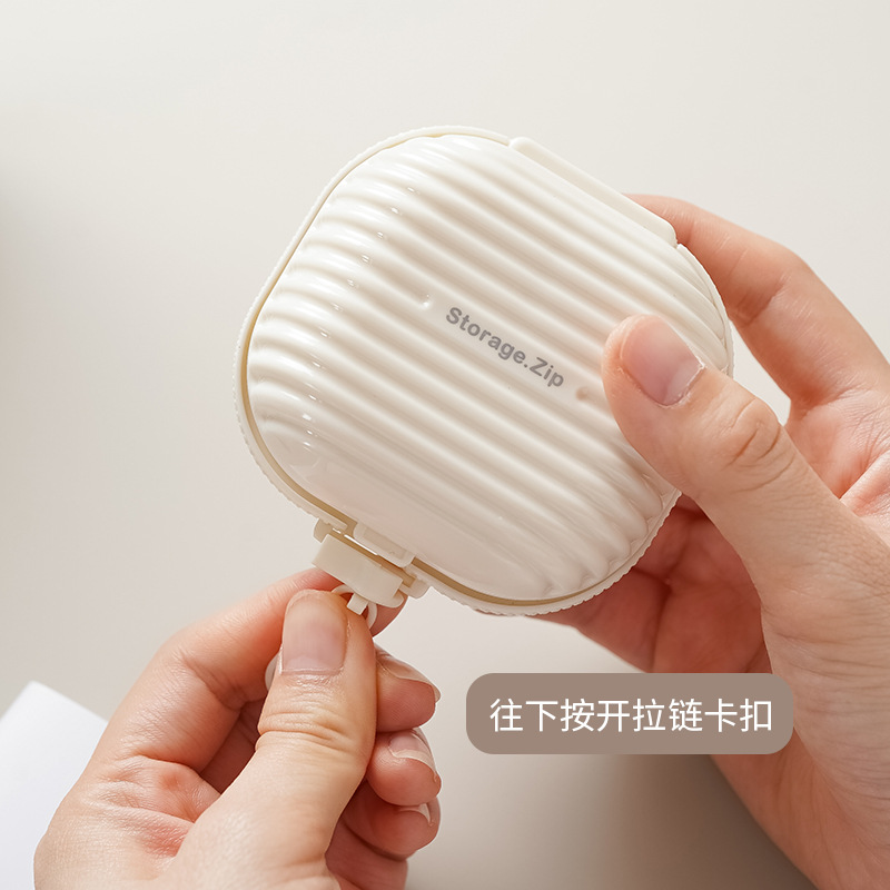 Zipper pill box mini portable sealed partition pill jewelry storage box small pill box three meals a day