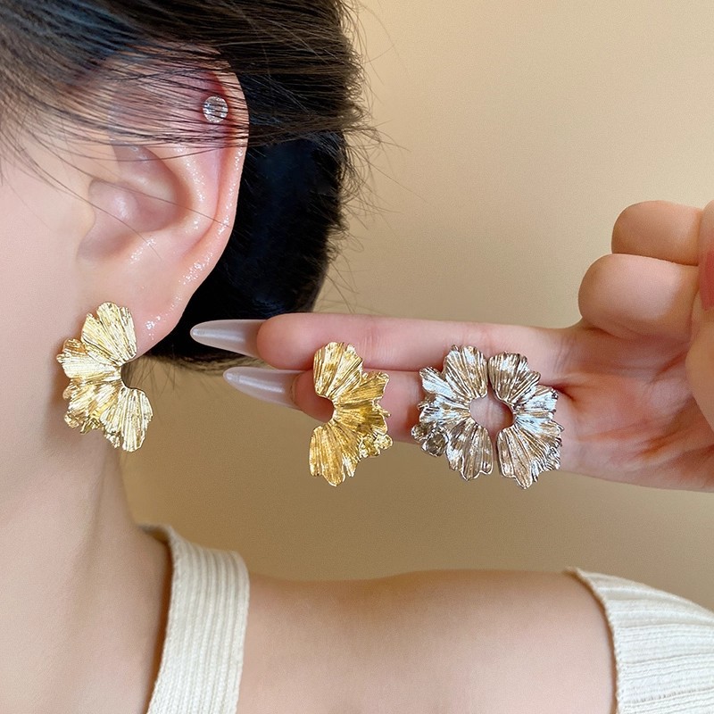 Geometric Irregular Alloy Stud Earrings Street Ear Accessories