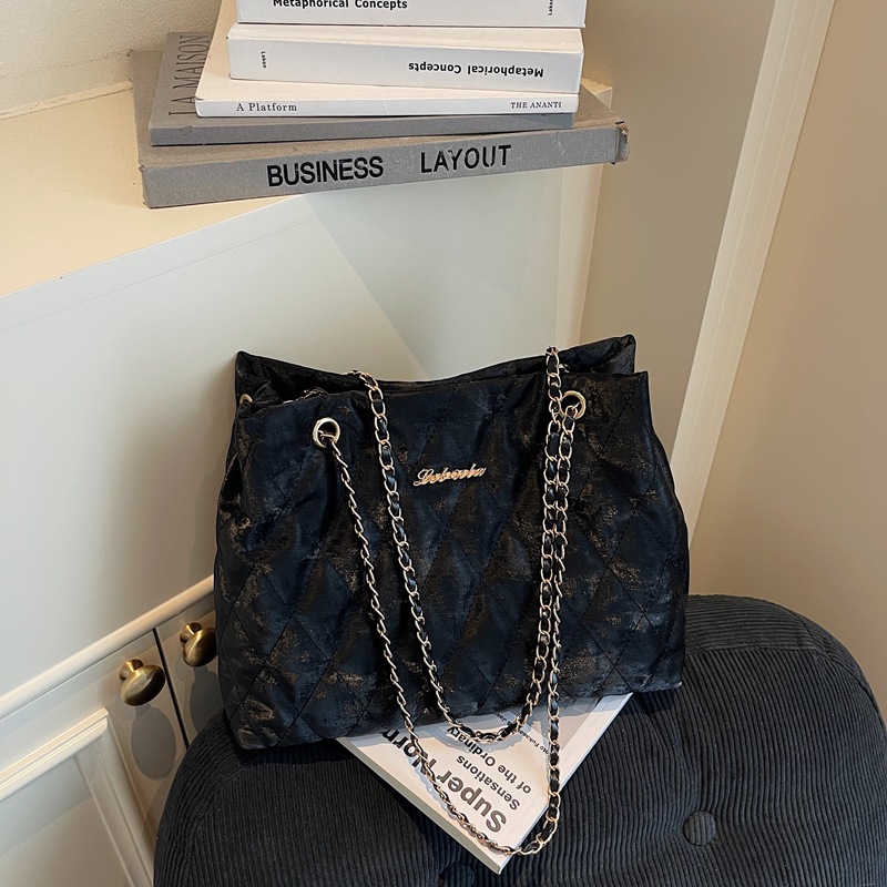 Women's Bags 2025 Autumn New Solid Color Design Daily Texture Casual Shoulder Diamond Grid Chain Bags