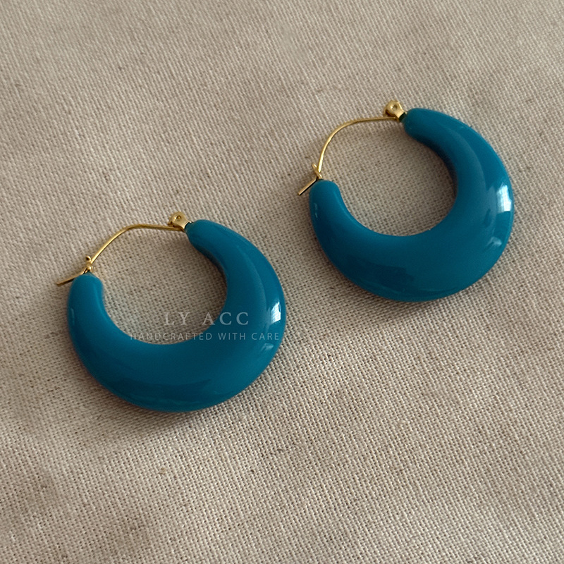 Small Fresh Semi-Circular Stud Earrings Candy Color Daily Commuter Earrings