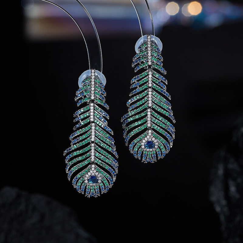 Heavy Craft Luxury Zircon Peacock Feather Earrings Long Tassel s925 Silver Needle Elegant Earrings for Women