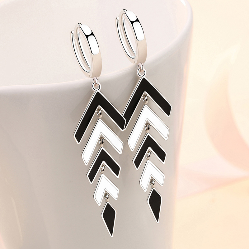 Earrings that rise higher and higher for women, arrow earrings, diamond-shaped earrings, drop earrings