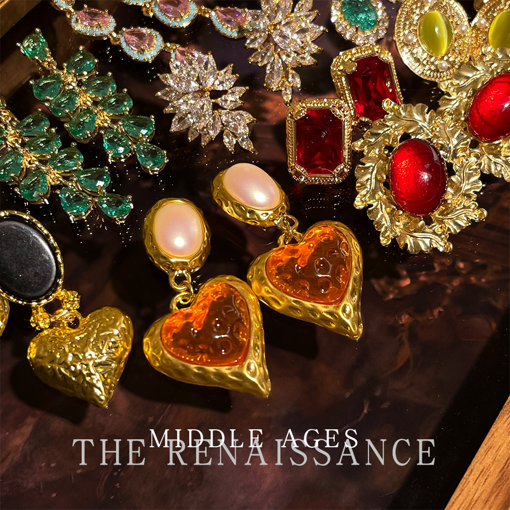 Vintage Retro Heavy Craft Colored Gem Zircon Earrings Exaggerated Western Style Ear Studs Court Style Ear Accessories
