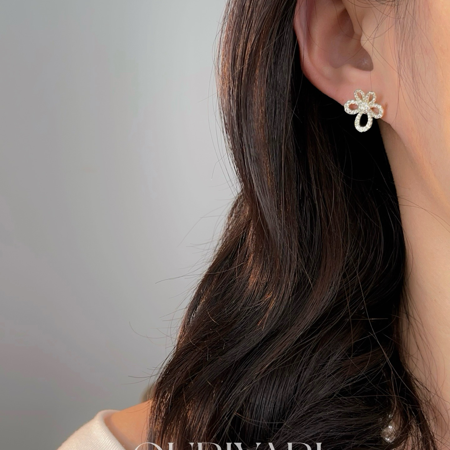 Oubiyabi Ear Studs Delicate Gentle Cute Earrings Ear Accessories Commute 19158