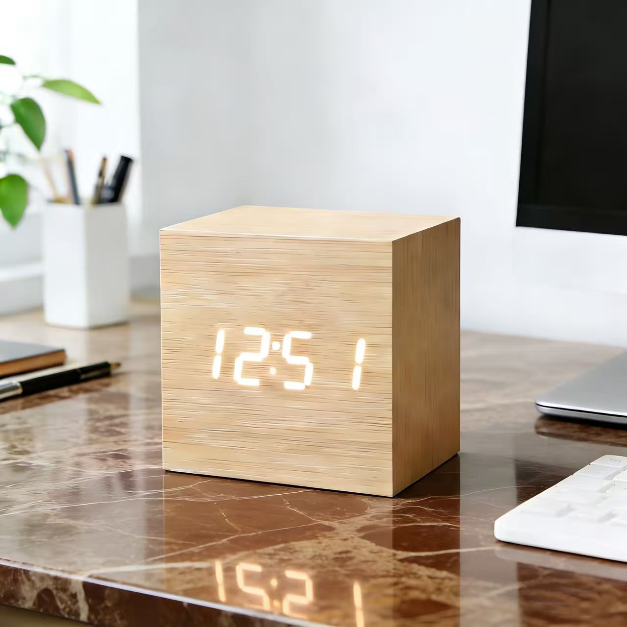 LED wooden voice-controlled alarm clock, office clock, bedside electronic alarm clock, LED digital clock
