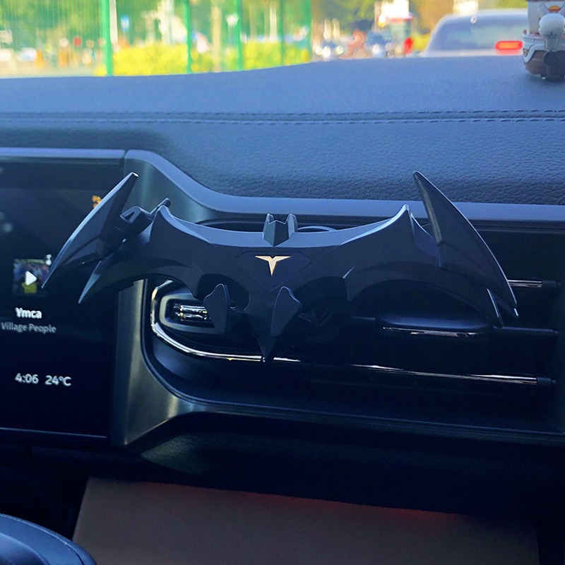 Batman Gravity Car Phone Holder Cartoon Air Vent Navigation Support Universal Phone Holder
