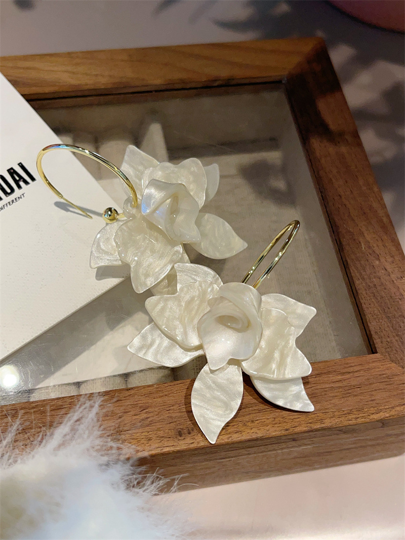 Gardenia White Coffee Flower Earrings Niche Exaggerated Petal Ear Accessories
