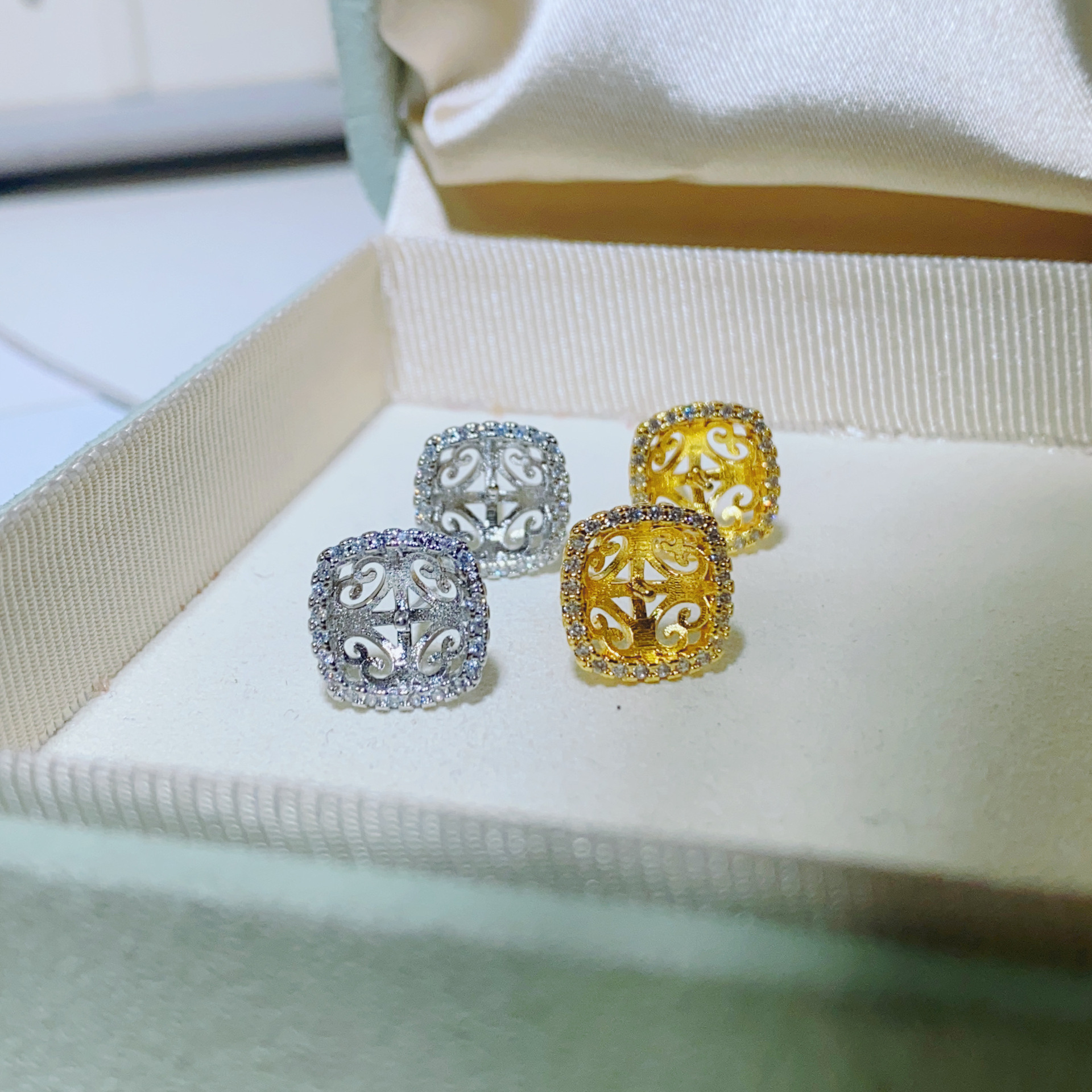 金色托（不含珠） · P1507锆石四方（7.5-8mm）