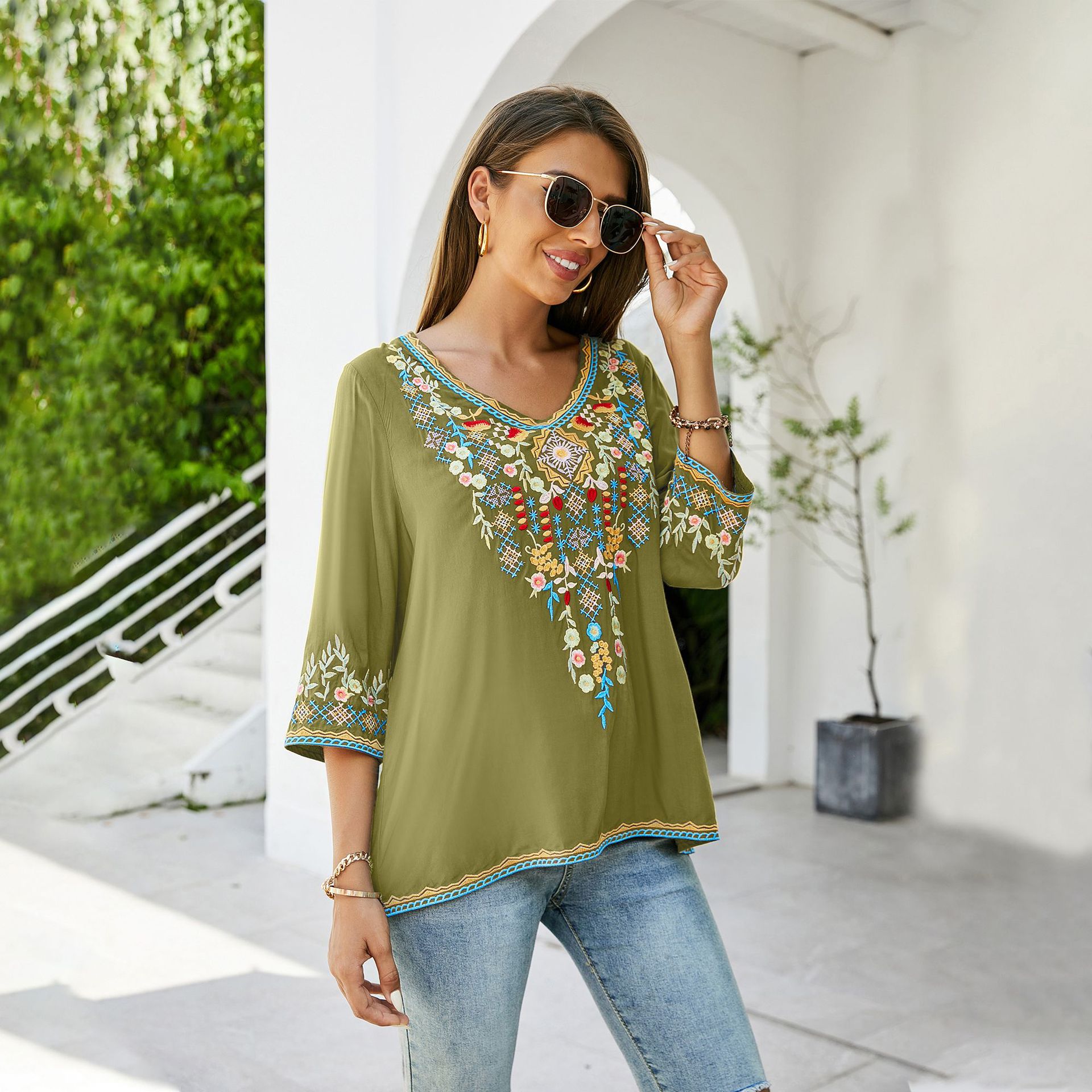 Spring/Summer 2026 Women's New Embroidered Loose-Fit Shirt for Overseas