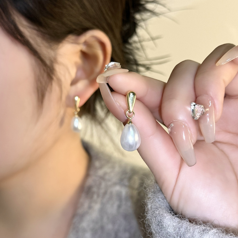 S925 silver needle elegant teardrop pearl ear studs simple ear accessories 7429