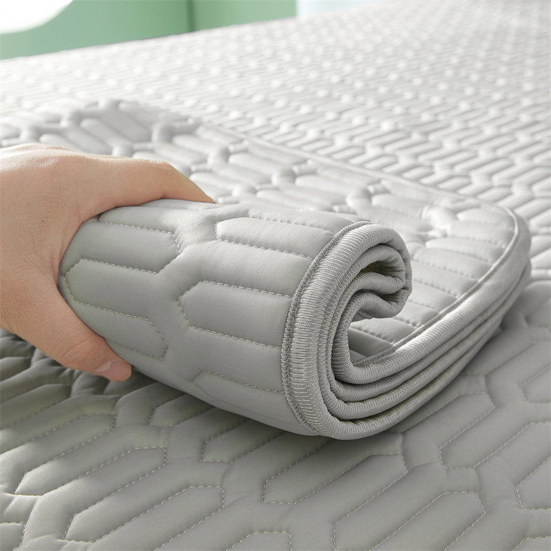Summer latex cool mat household machine washable 2026 new dormitory single bed sheet ice silk mat cool mattress soft mat