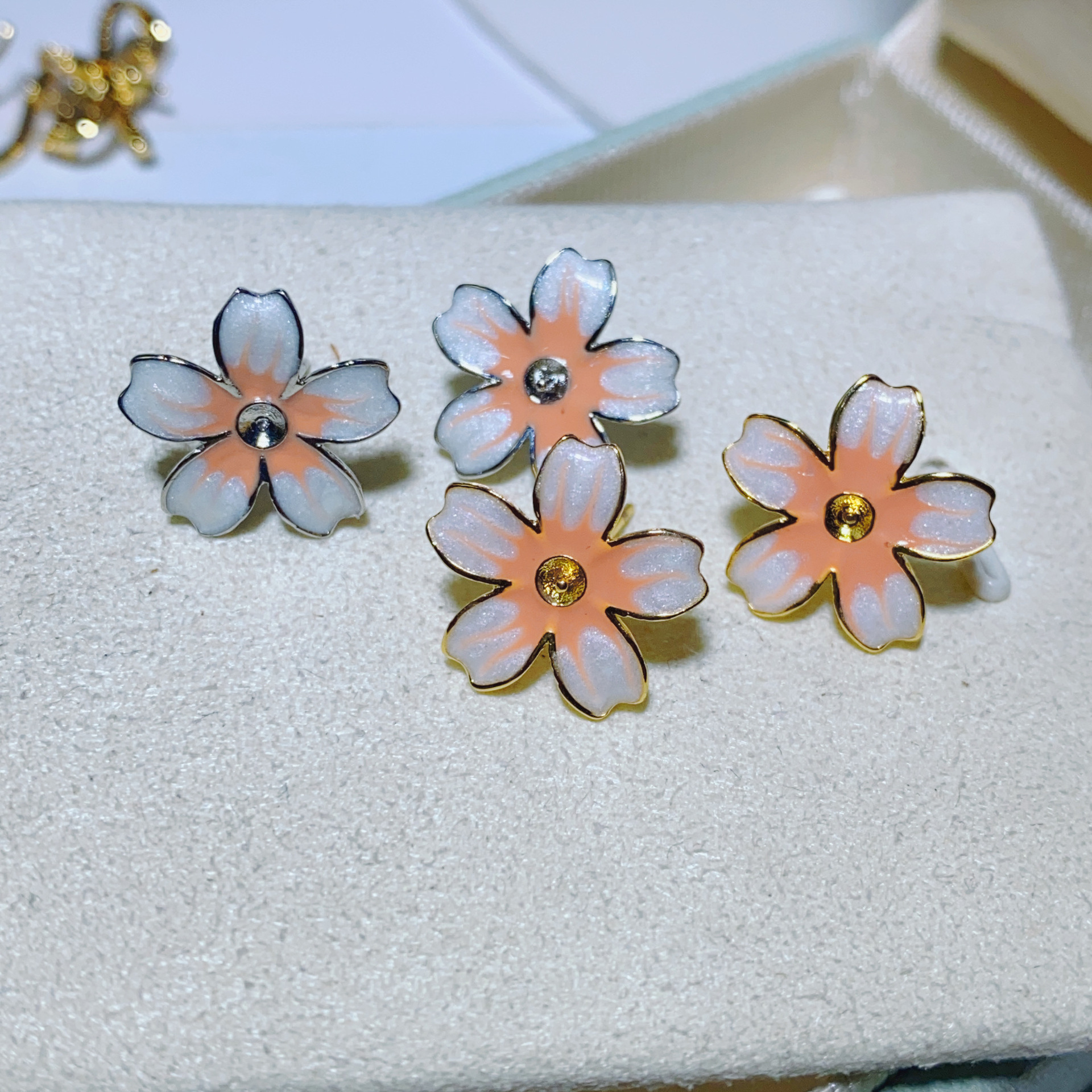 金色托（不含珠） · P1465彩油五瓣花（6mm）