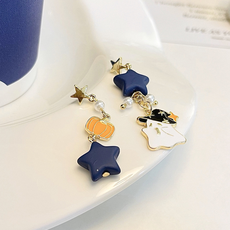 Original design ghost ear studs contrast asymmetric star pumpkin earrings 6259