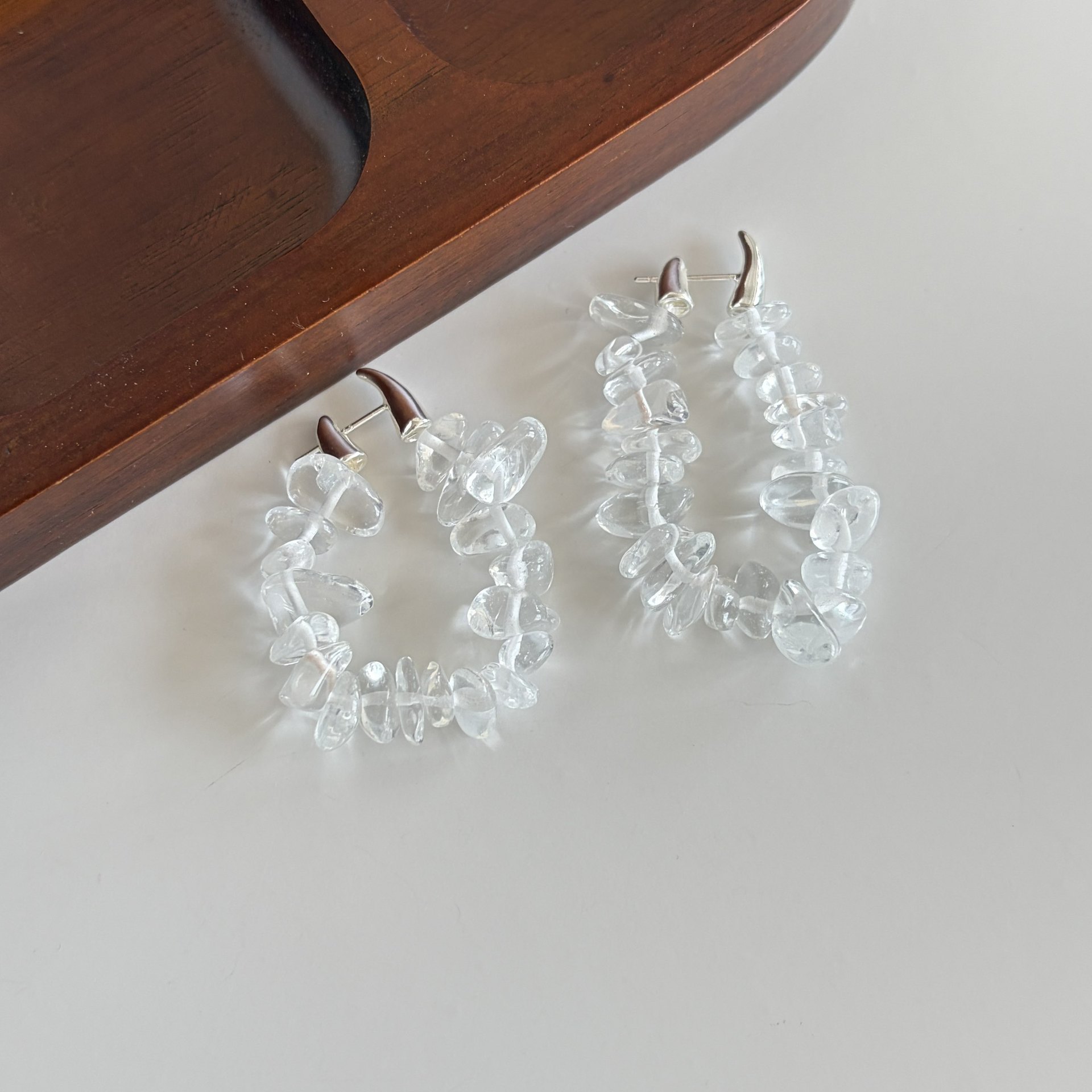 SOFT Natural White Crystal Wreath Earrings for Women Multi-Wear Silver Needle Accessories Earrings