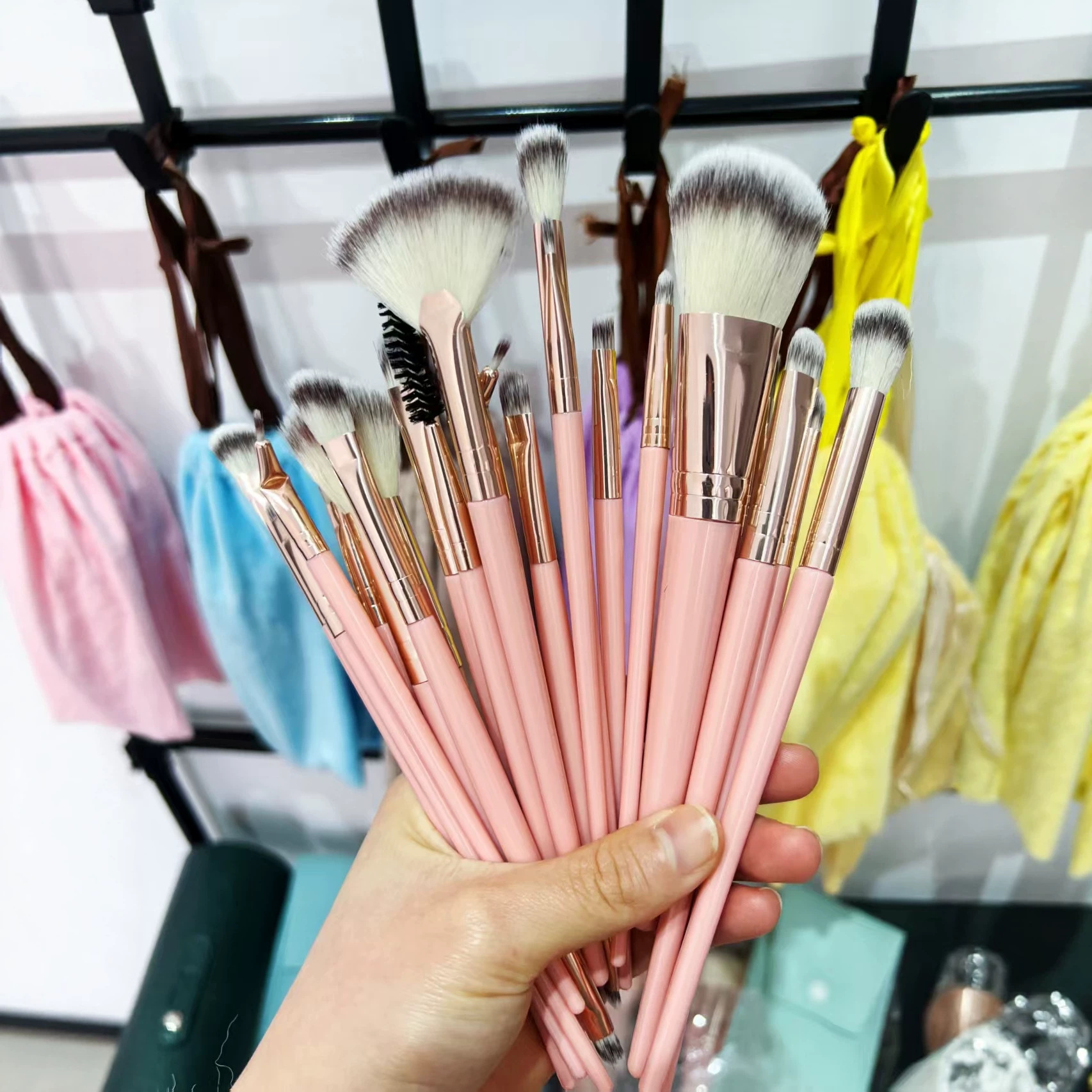 20-piece Cangzhou makeup brush set soft bristle mascara brush eyeshadow brush blush brush concealer brush makeup tool