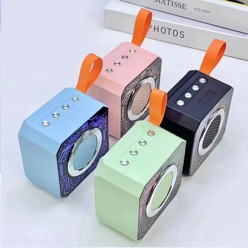 Mecha Bluetooth Audio Small Steel Cannon Outdoor Portable Mini Bass Home Desktop Wireless Speaker