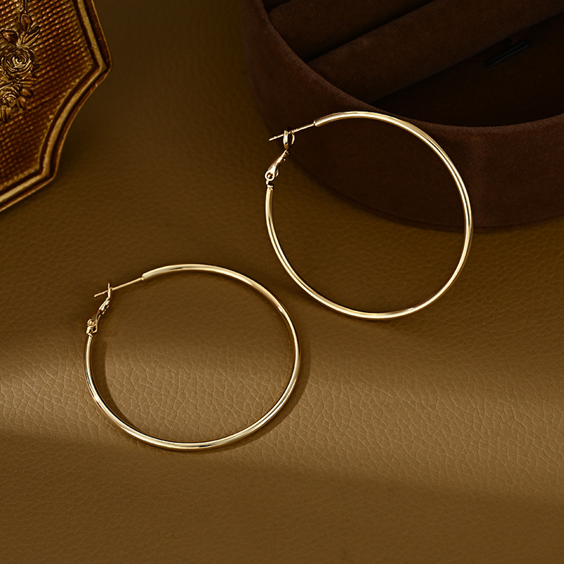 2025 new S925 silver needle exaggerated ear hoop simple smooth surface earrings ear studs