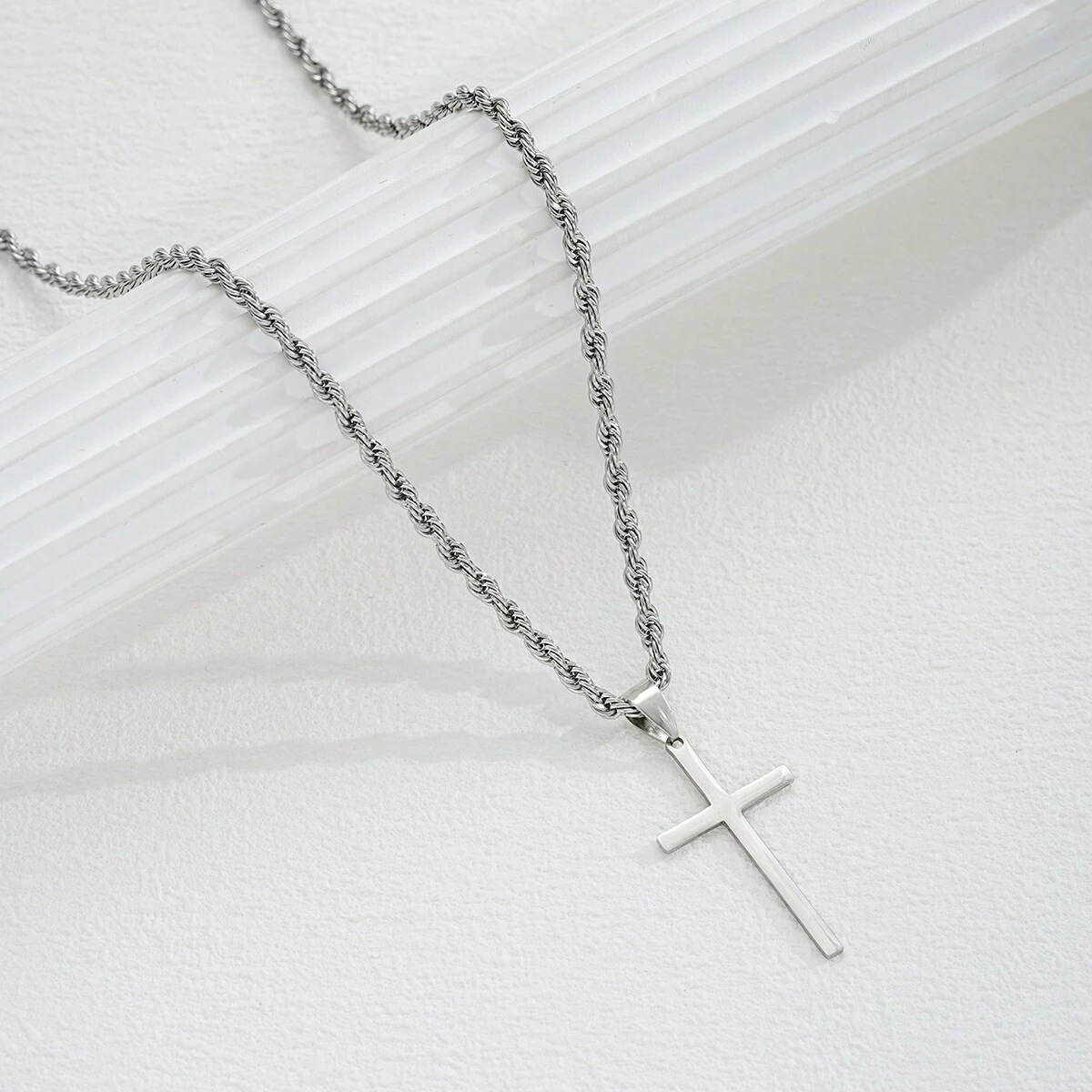 Stainless steel 18K gold-plated men's twisted chain hip-hop cross pendant men's necklace