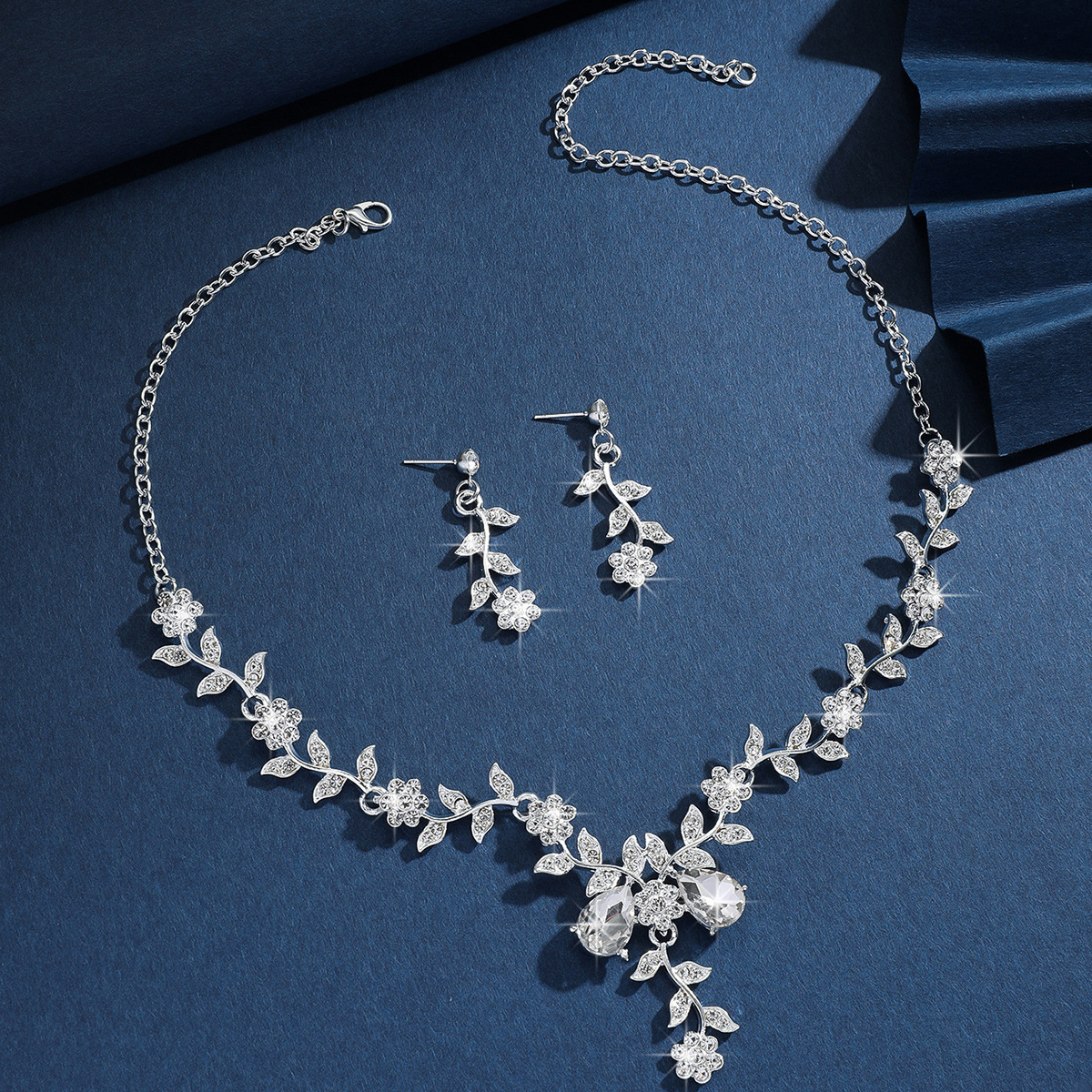 Exquisite Flower Jewelry Set Bride Wedding Evening Dress Two-Piece Set